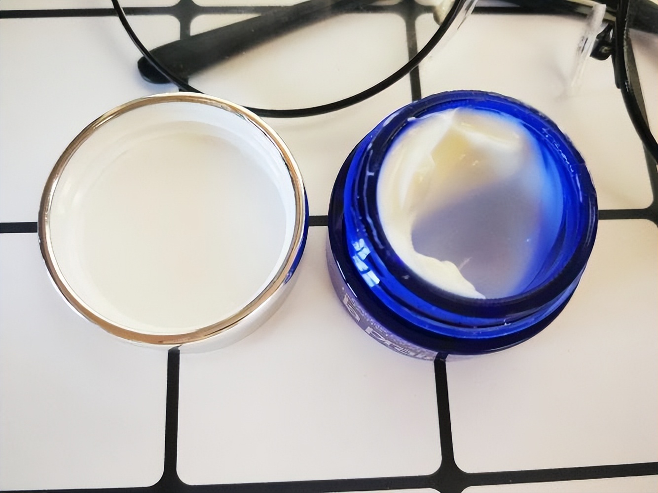 眼霜也是智商税,杨幂用多贵的眼霜