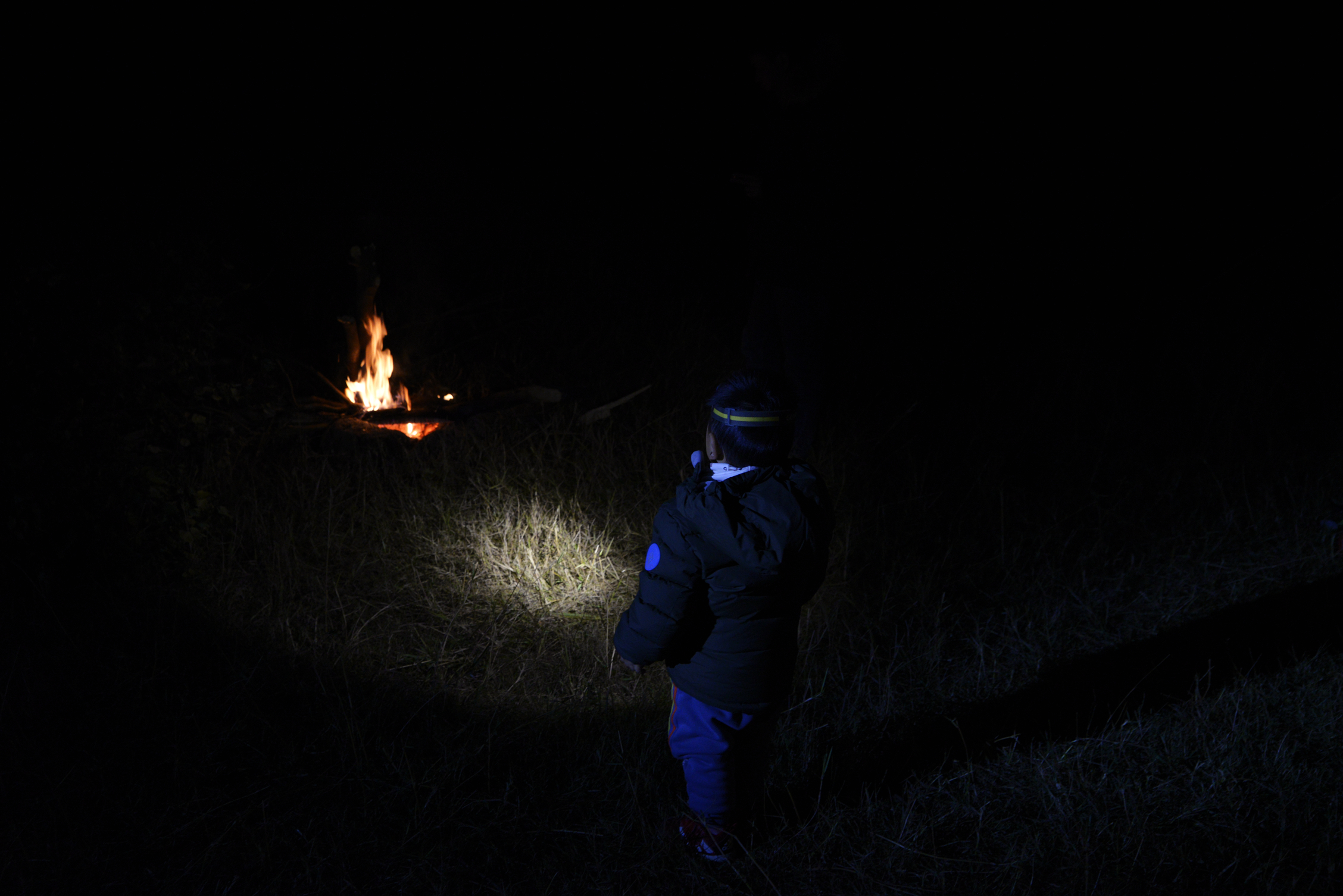 国产跟黑冰一个档次羽绒服,国货之光轻薄羽绒