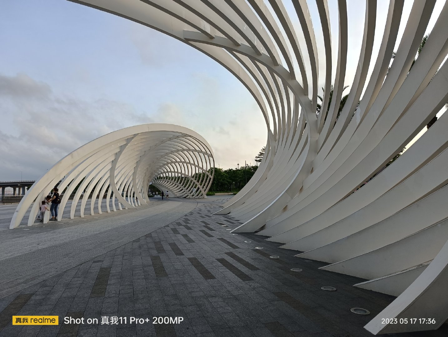 真我11pro+12g1tb质量怎样,真我11pro有无线充电吗