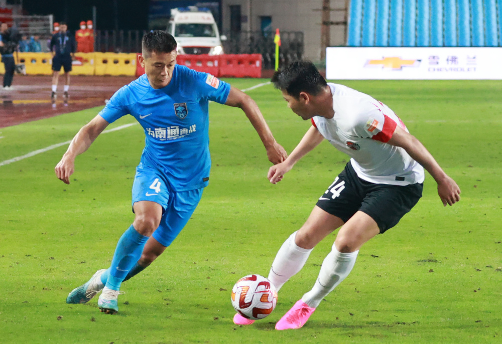 崔康熙和李铁谁是归化之父,中国足协有意崔康熙