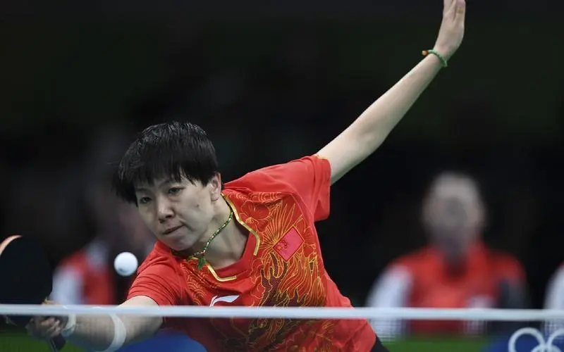 世界冠军李晓霞：花18年登顶大满贯，退役生2娃，与丈夫生活滋润