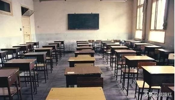 大学生赴云南部队锻炼，除了少数参军，其余统统留在云南