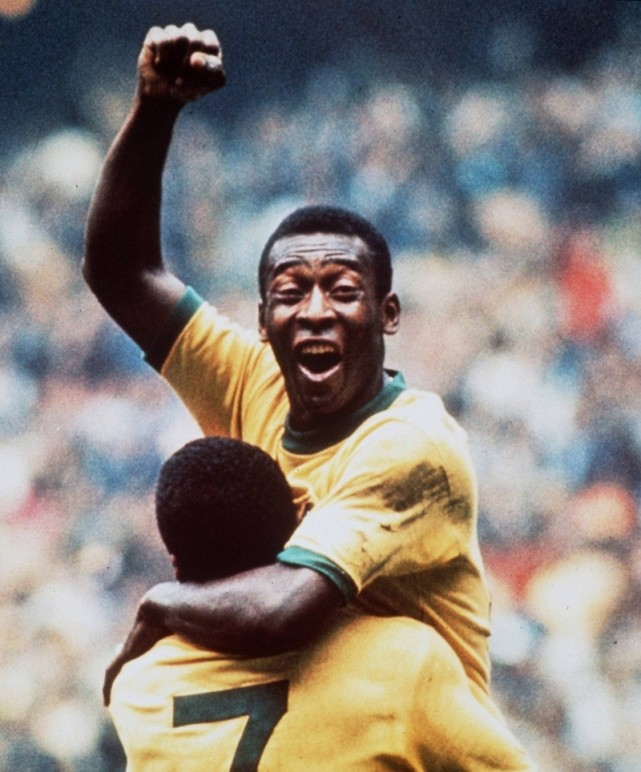 贝利凭什么称为球王,世界三大公认足球球王贝利排名