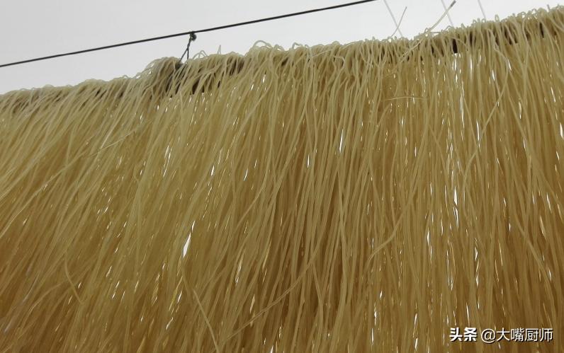 教你一招辨别红薯粉条的真假,怎样分辨真假红薯粉条