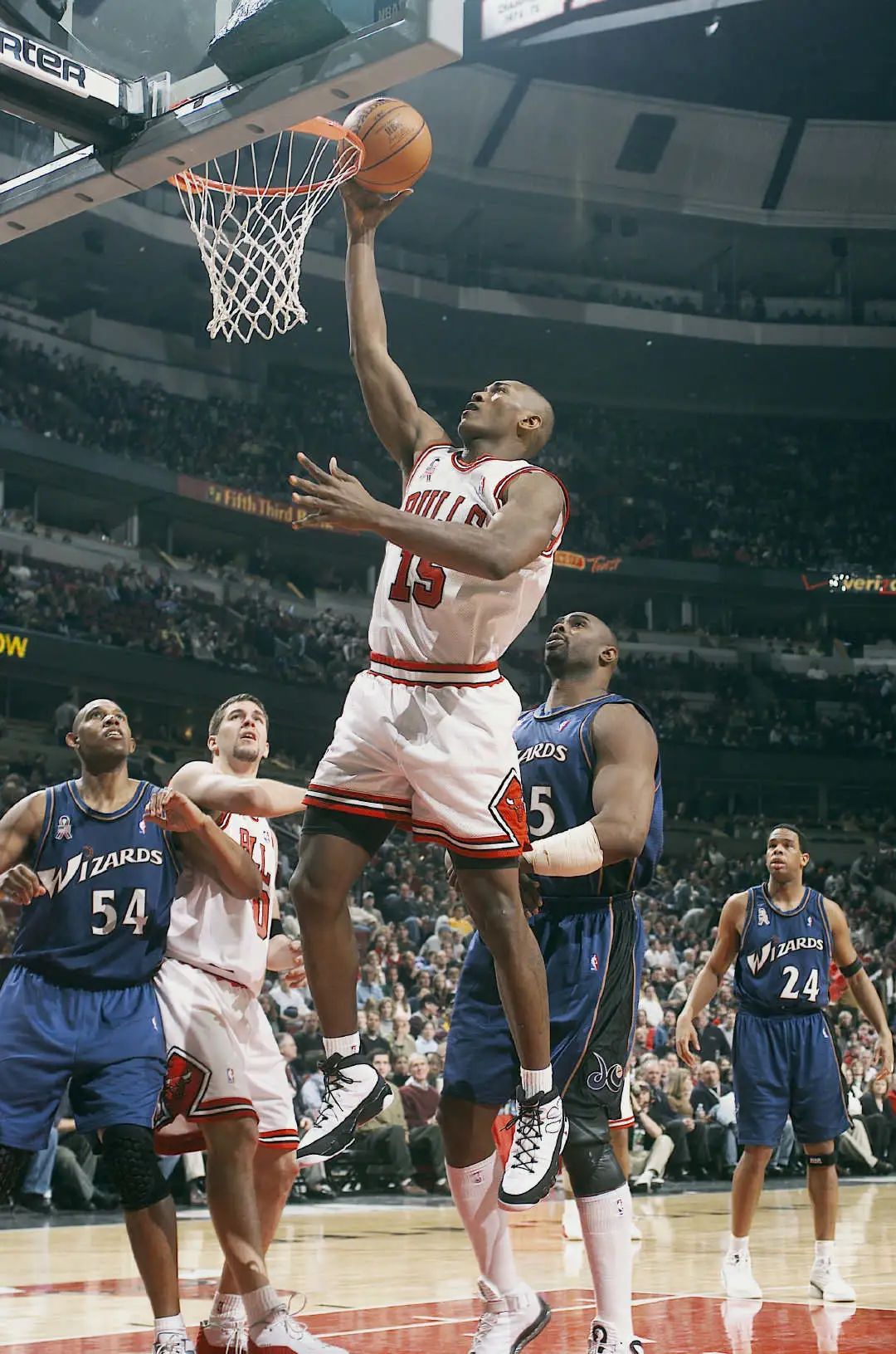 nba史上最奇葩的鞋,nba球星签名造假