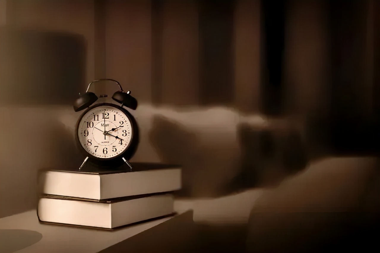 整晚失眠睡不着有什么小妙方吗,整夜睡不着觉吃什么中成药好