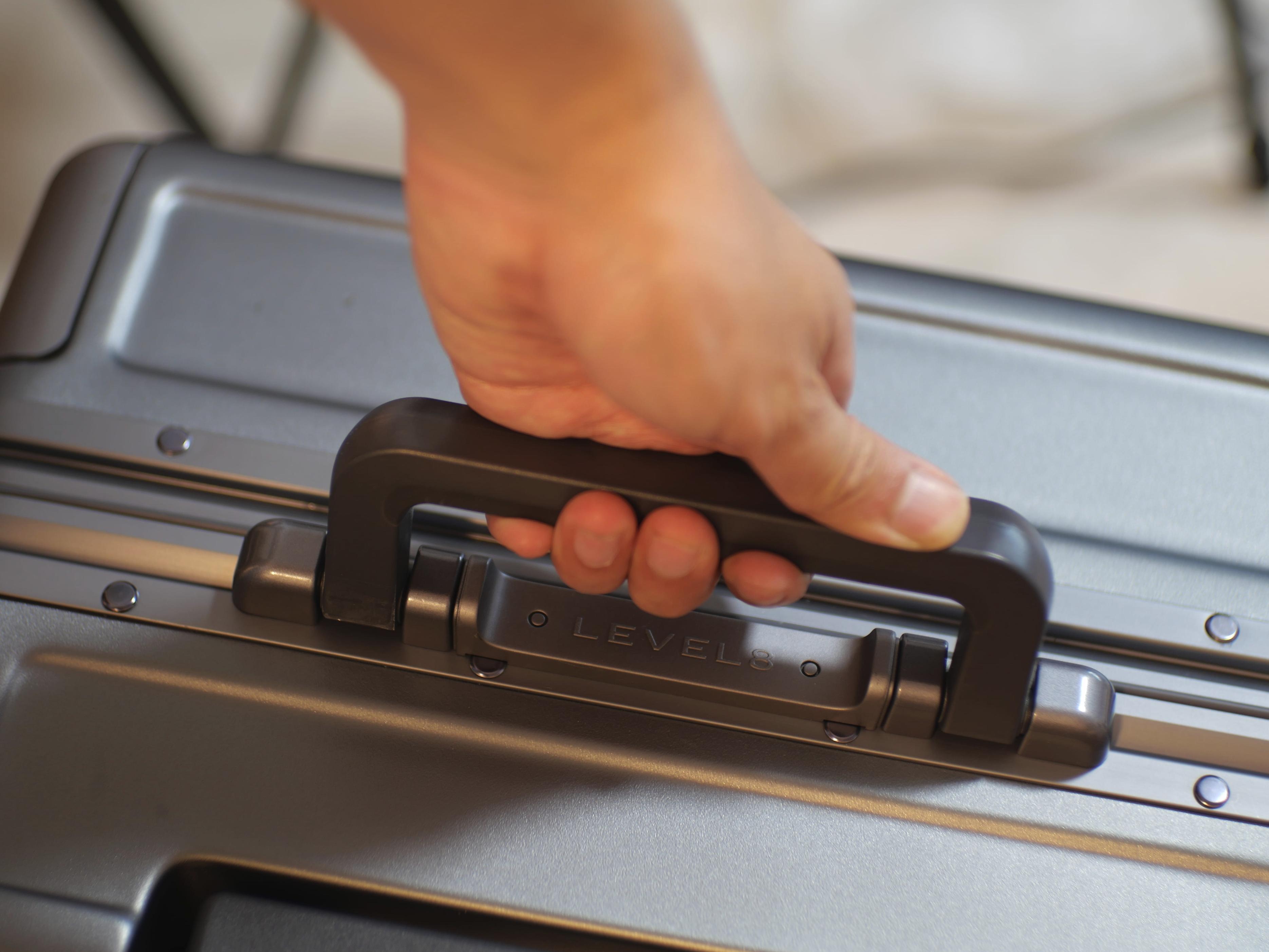 旅行必备的旅行箱高端,出门旅行选什么样的旅行箱