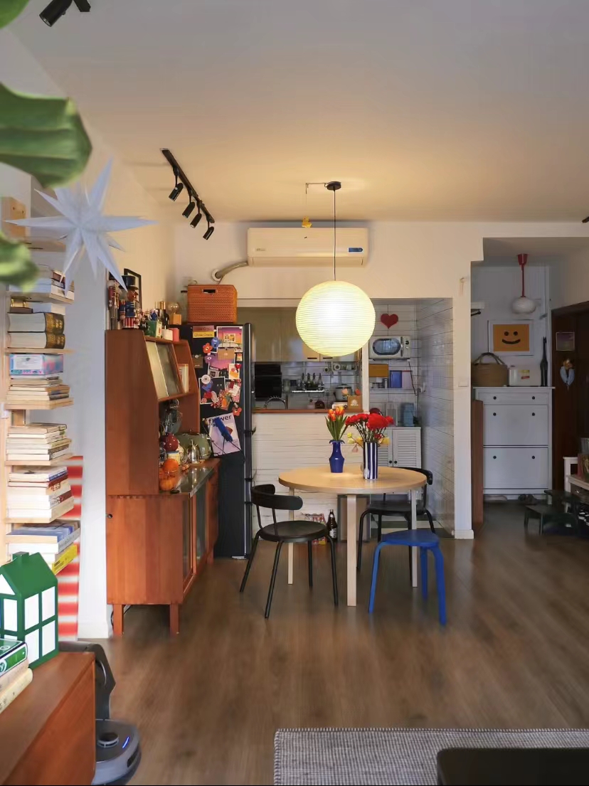 广东夫妇因太会布置而走红,把95㎡家装得堪称教科书,太温馨了!