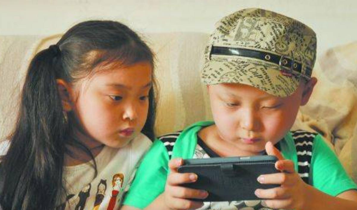 邓鸣贺的父母,邓鸣贺父母抖音