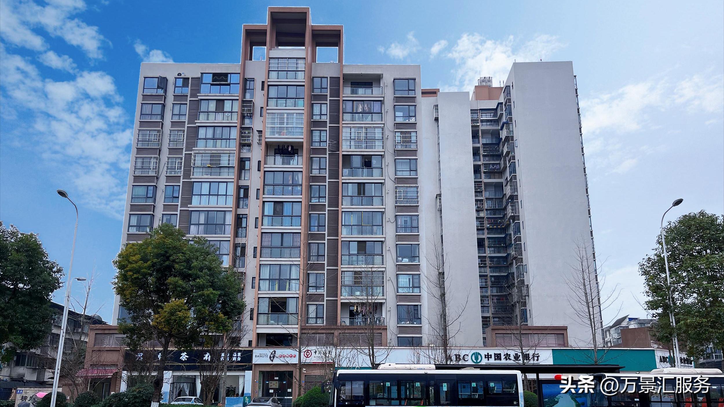 汇动态|万景汇物业服务集团柳岸花邻项目接管仪式圆满举行