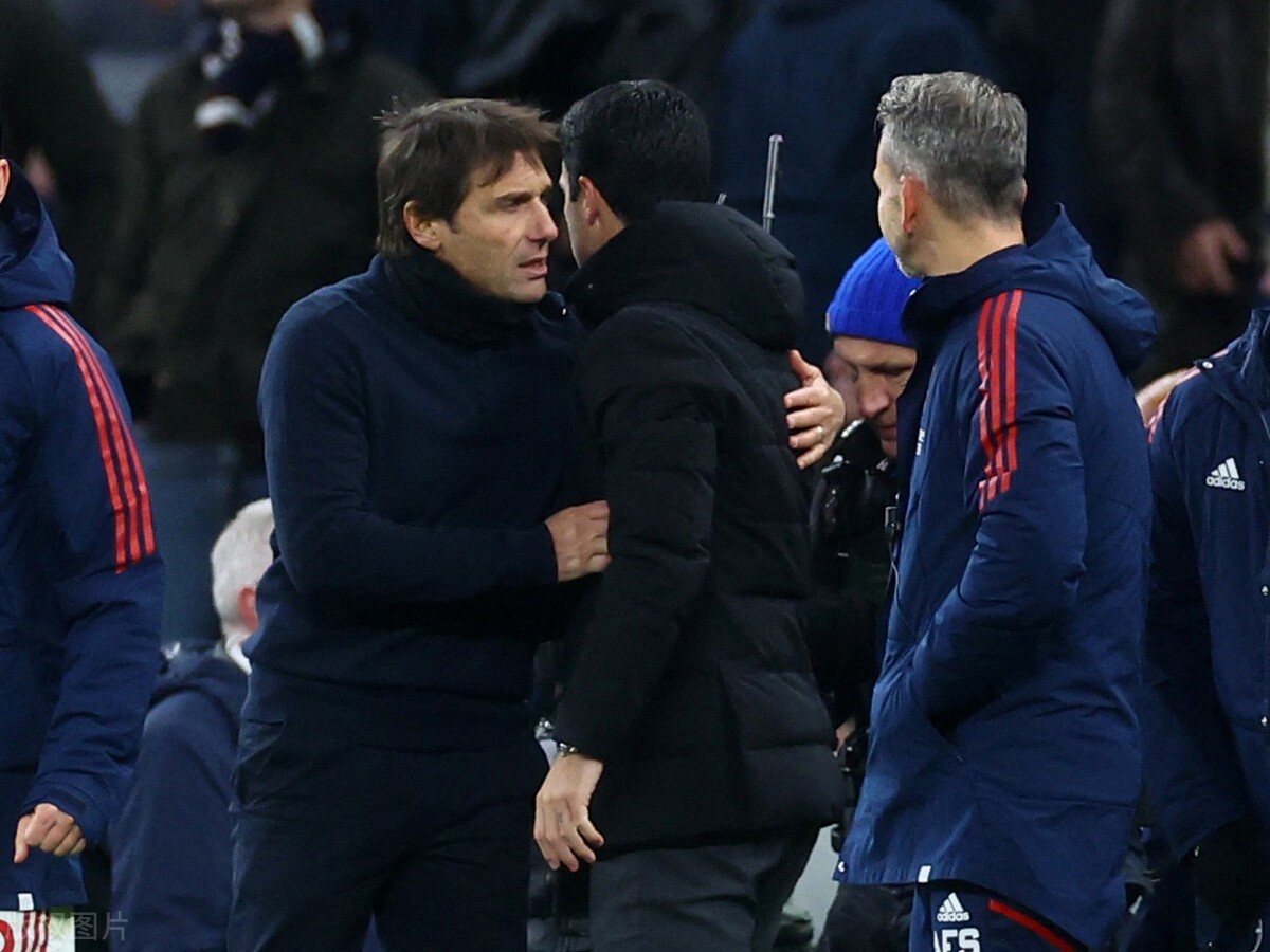 孔蒂谈切尔西现状,安东尼奥孔蒂执教曼联