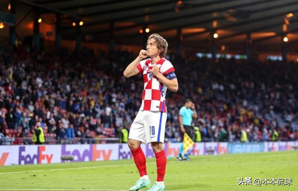 西班牙1:5荷兰2014世界杯,西班牙三冠王巅峰时刻