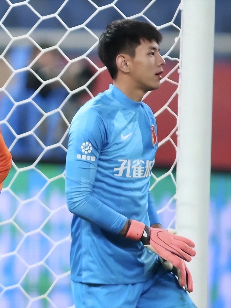 撞脸李现小男孩原视频,撞脸李现的萌娃