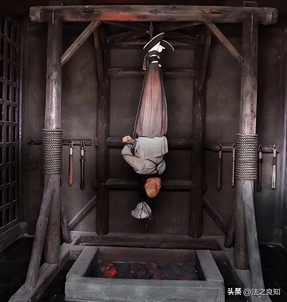 多人殴打一人致轻微伤判多久,殴打警察致死案