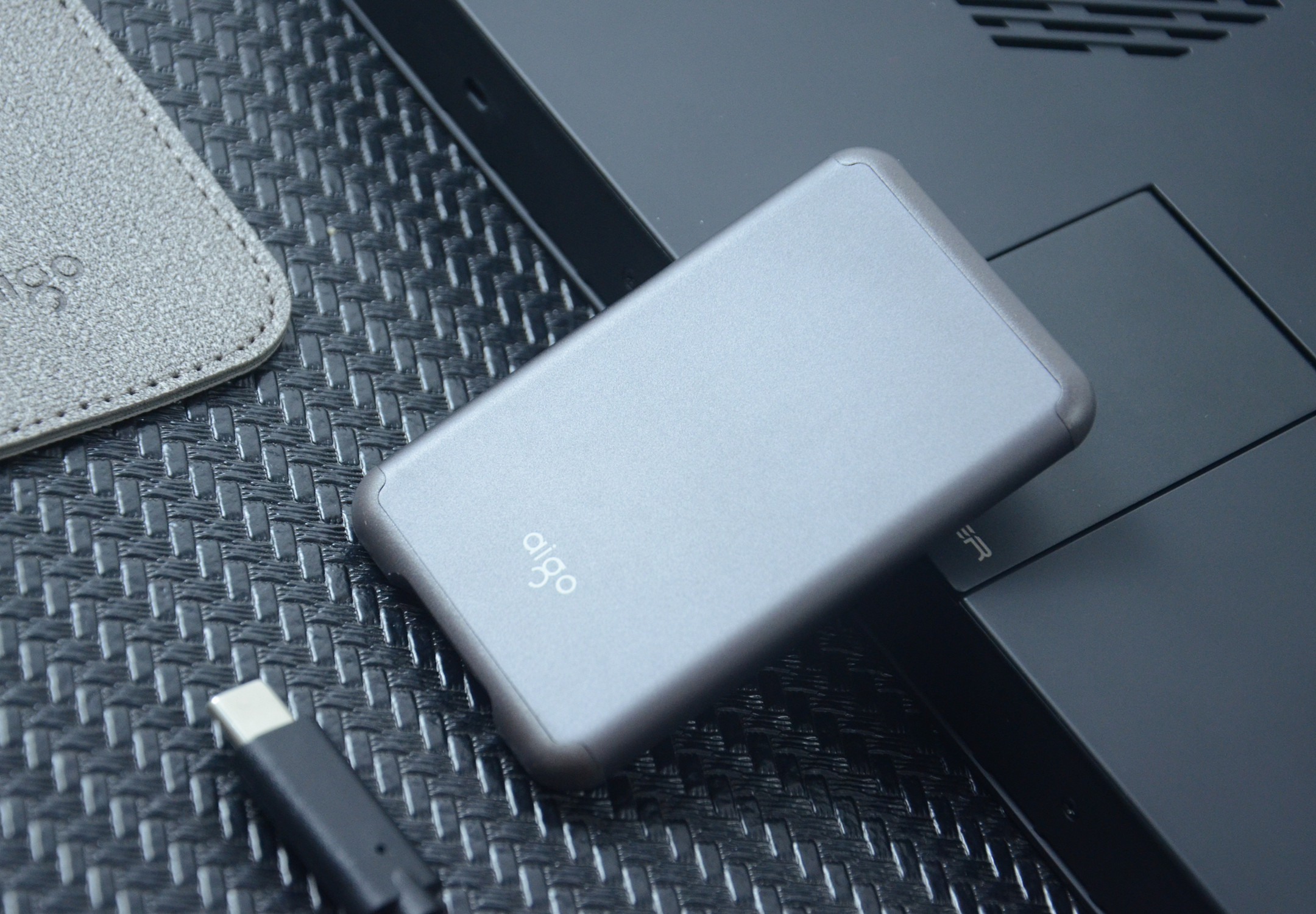 aigo移动固态硬盘测评,aigo固态硬盘s7pro