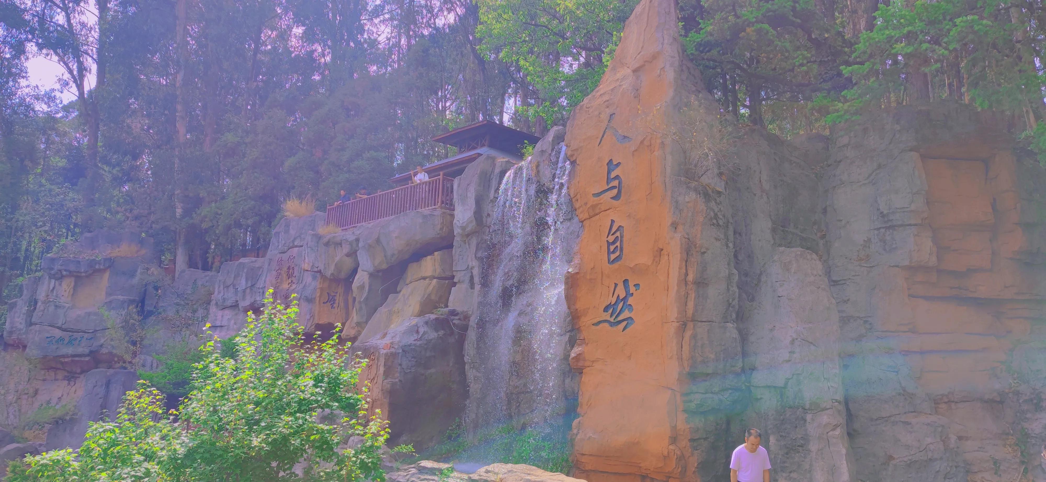 昆明周边一日游旅游景点,昆明旅游必去七大景点推荐