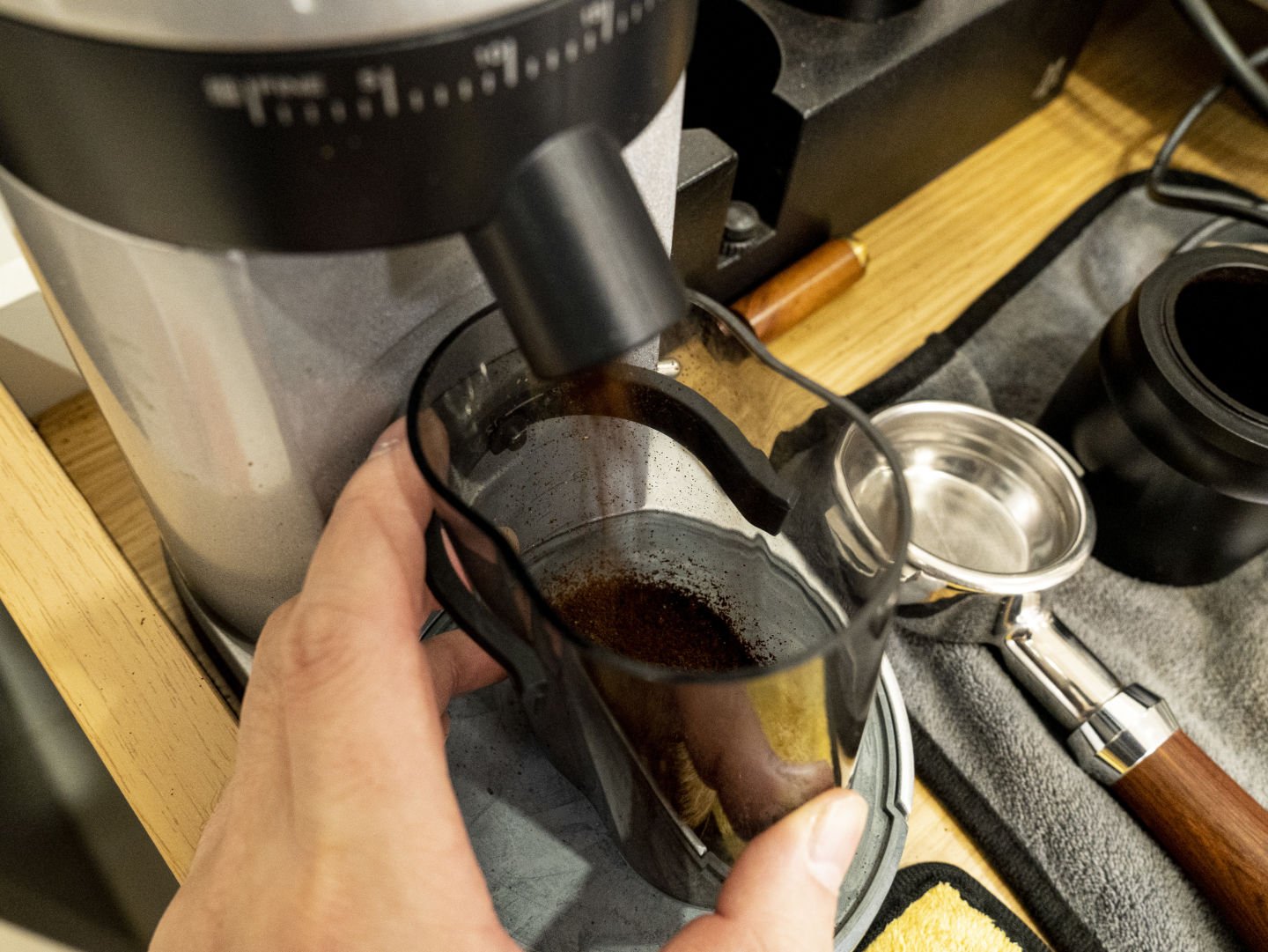 手动咖啡机好还是半自动咖啡机好,全自动哪种咖啡机好