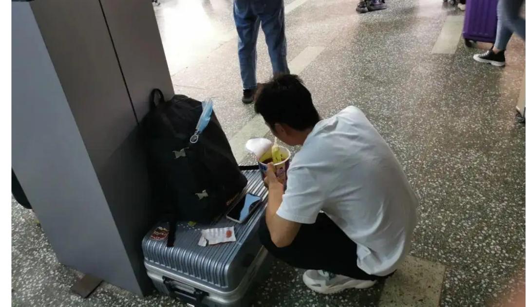 “阳过的不要”：对新冠康复者的就业歧视，已经开始了