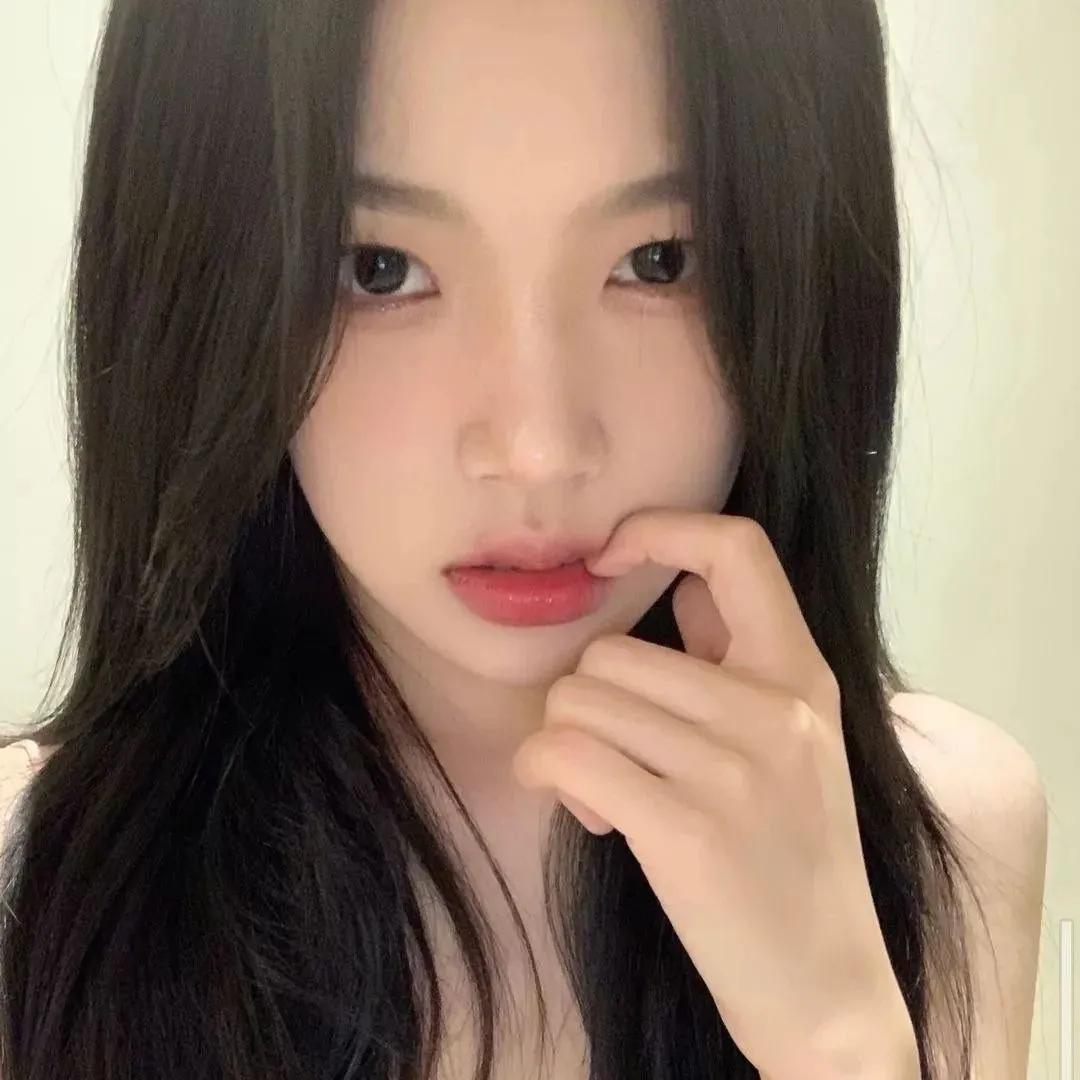 仙气三人闺蜜头像共三张连在一起,可以和闺蜜对象一起用的头像三人