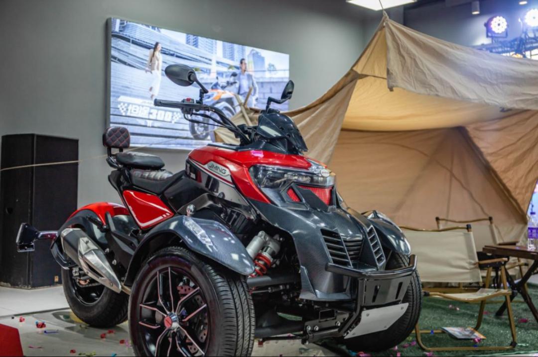 吉铭倒三轮摩托车175,吉铭推出坦途tt300小视频