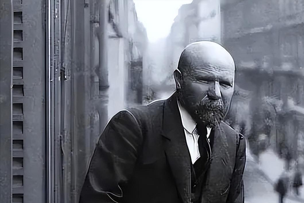 摄影师拍摄的戴清朝护甲的女人,外国摄影师镜头下清朝