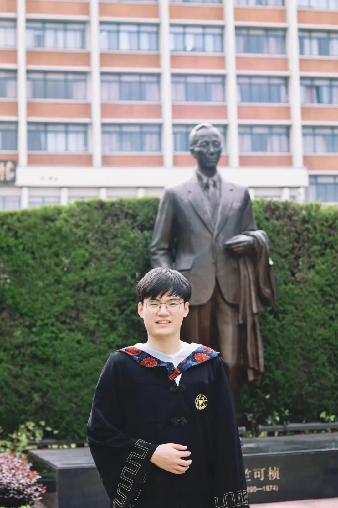 *情纵**“数学+”，拿下校设最高奖学金的他说，数学很“美”