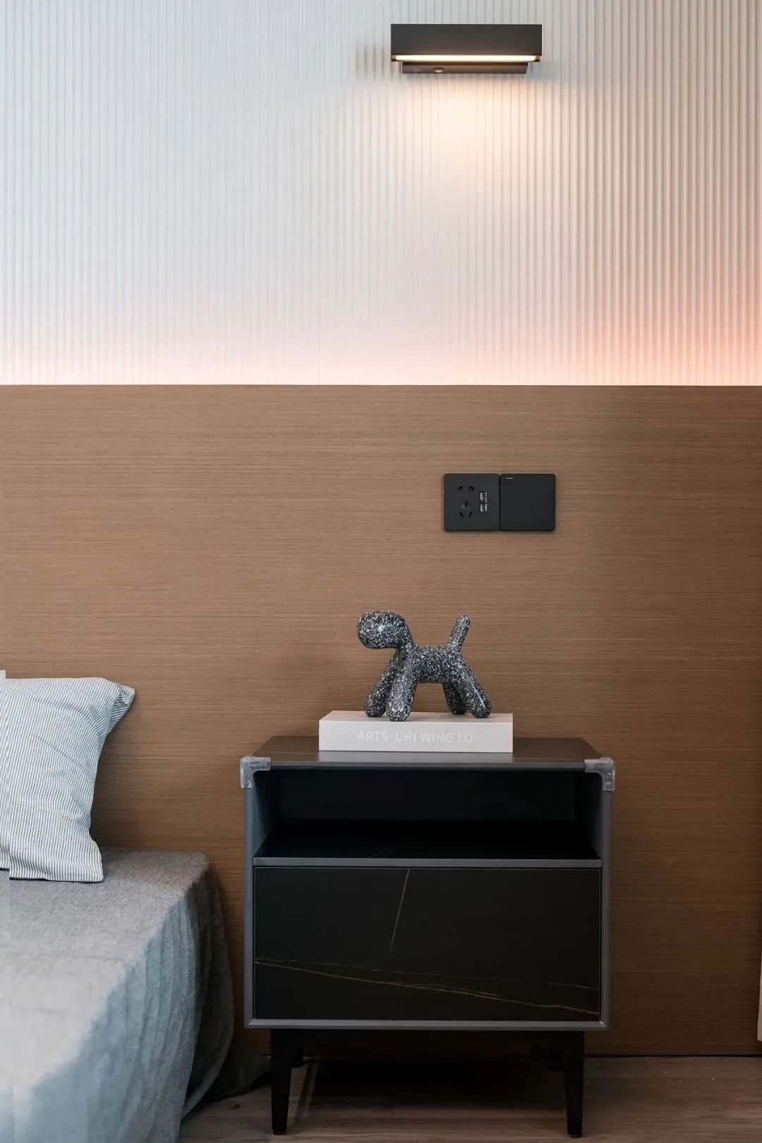 装修效果图轻奢现代小户型黑白灰,装修效果图现代轻奢黑白灰小户型