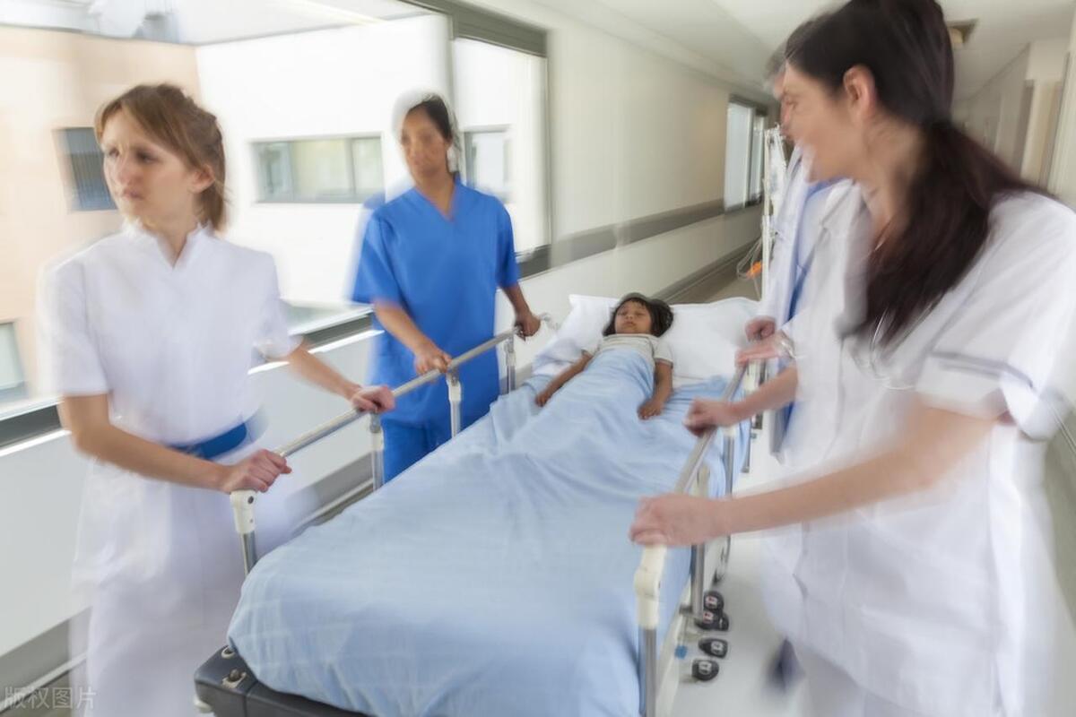 没有及时避让救护车怎么处理,没有及时救助伤者怎么处理