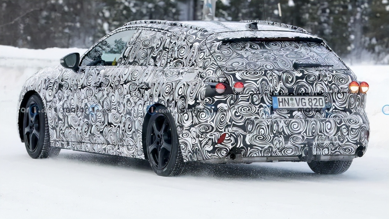 奔驰GLS100万起售是智商税？买新陆巡4年后提车，网友“等不起”