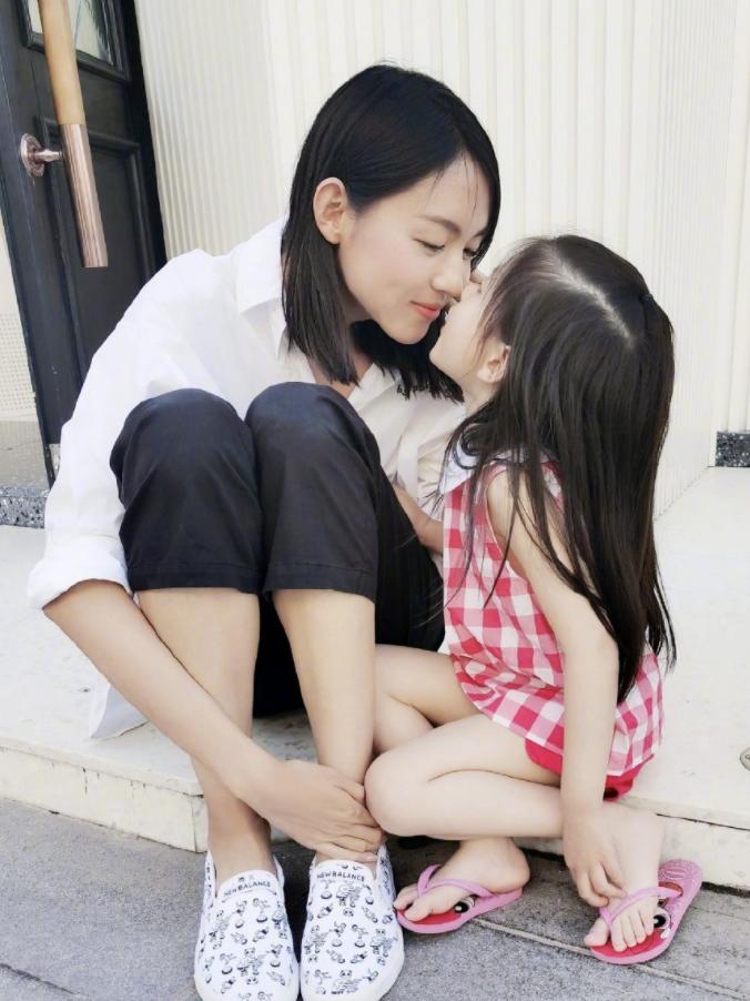 女神生下六个小女孩,八位已经生过孩子的女明星