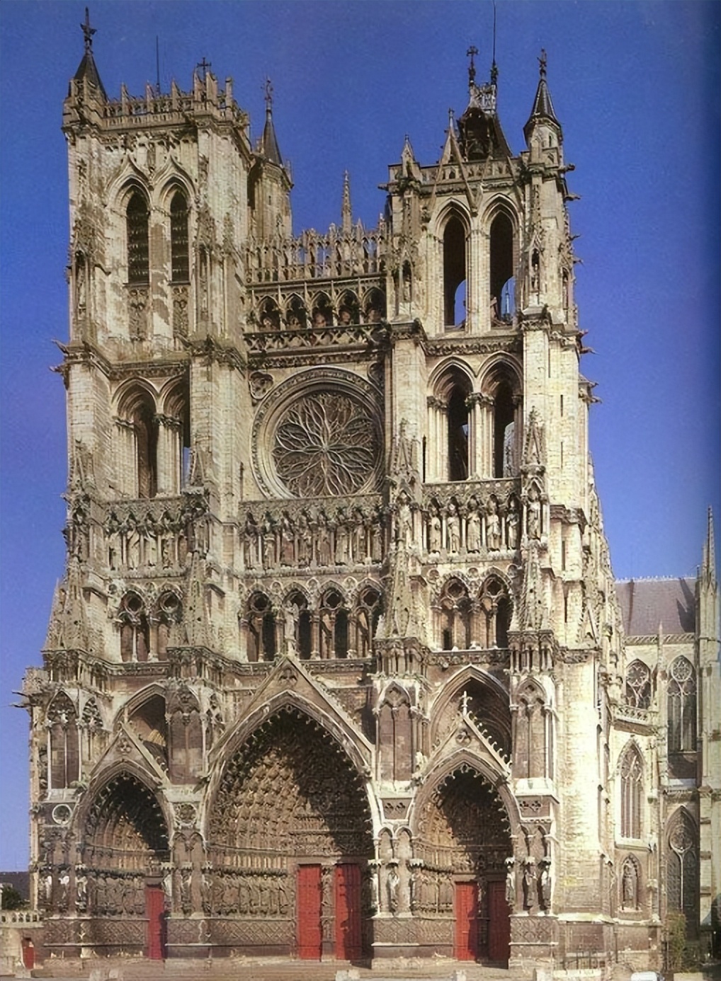 中世纪哥特式建筑风格的建筑绘画,欧洲宫廷风建筑绘画