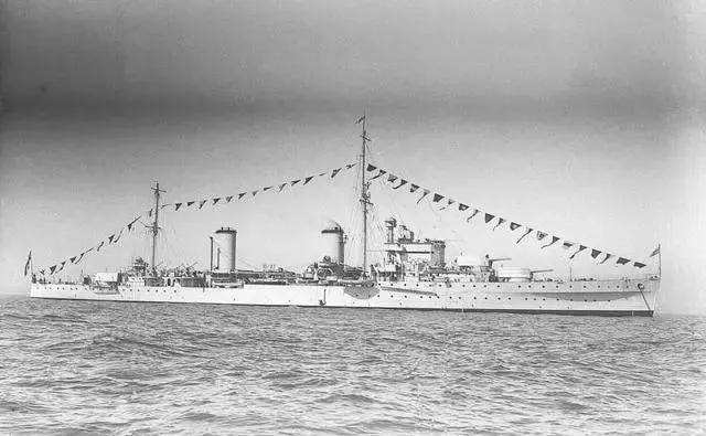 重庆舰炮击塔山，一炮一个连，为何中途退出？48年后终于真相大白