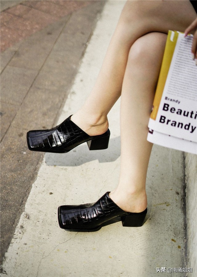 穆勒鞋女2022爆款洋气上档次,穆勒鞋女款高跟居家