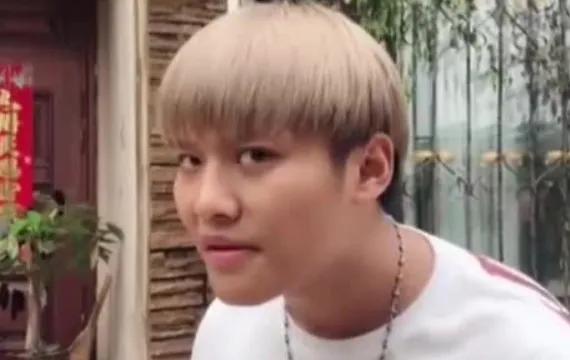 小杨哥直播间,小杨哥背后的老板是谁啊