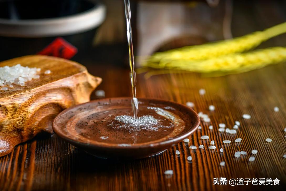 汾酒53度黄盖好还是红盖值得收藏,白玻汾酒黄盖和红盖的区别