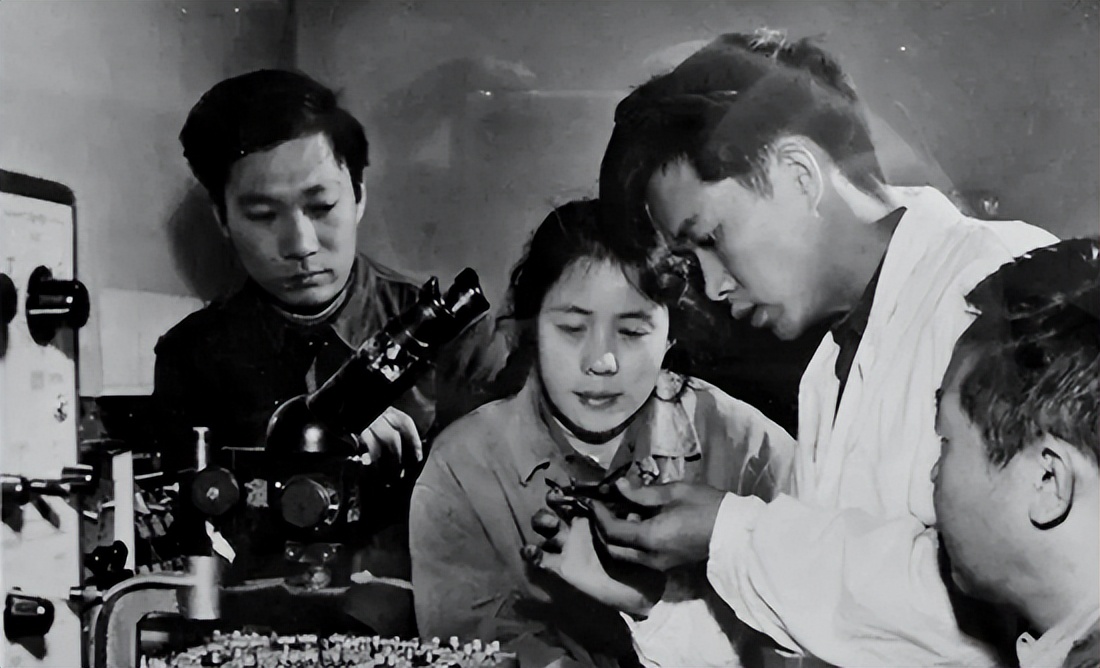 “中国龙芯之母”逝世,龙芯之母黄令仪追悼会