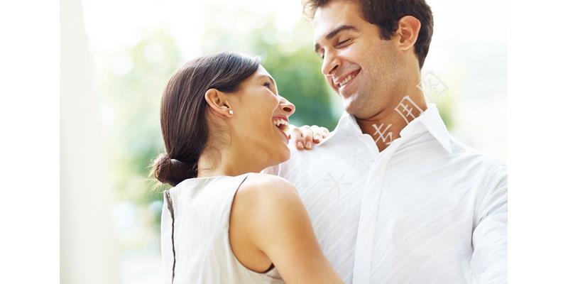 跟亲家旅游回来，碰巧更换相似微信头像，我收到一条儿媳发错语音