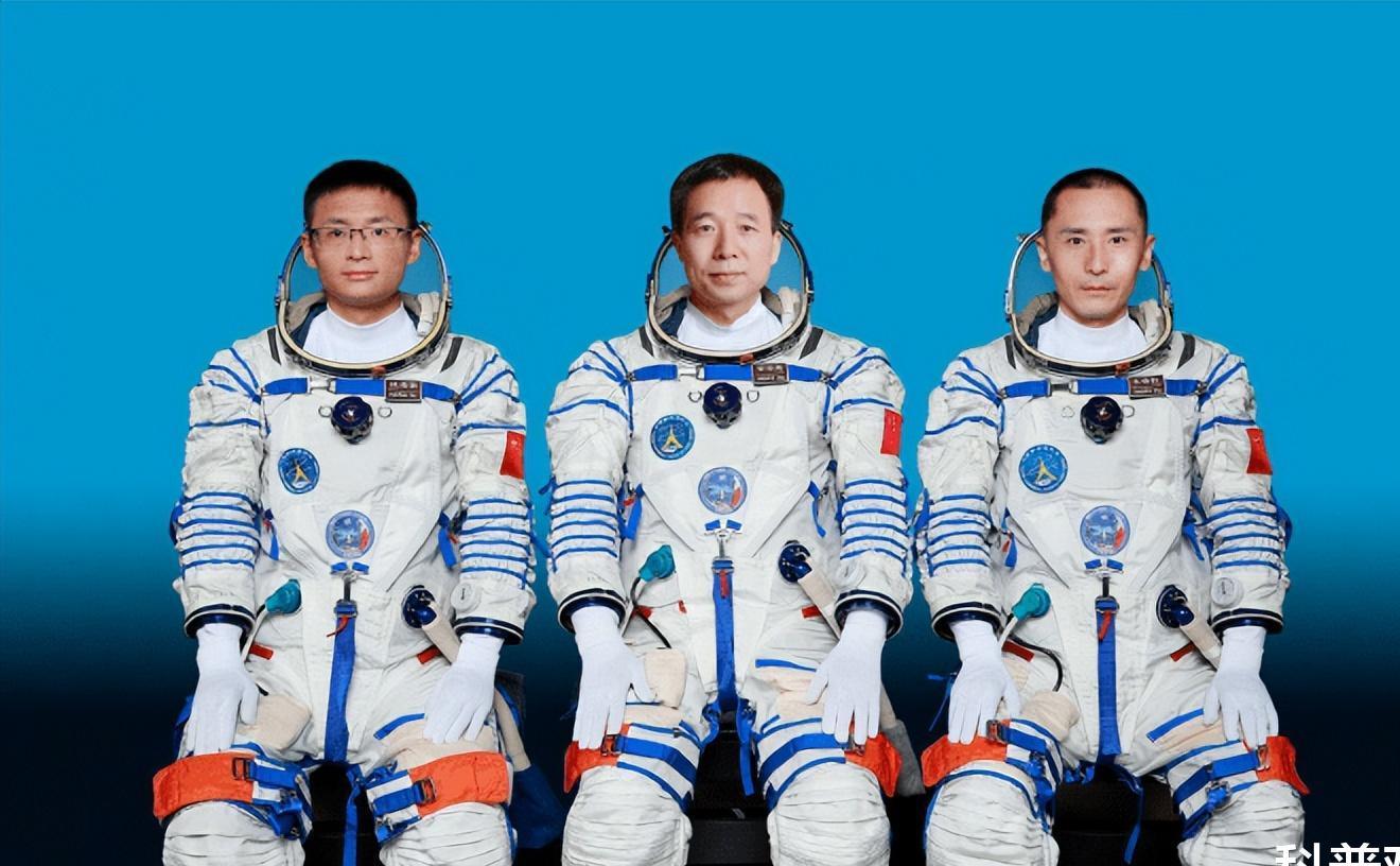 神舟飞船穿越黑障多久,神舟穿越黑障