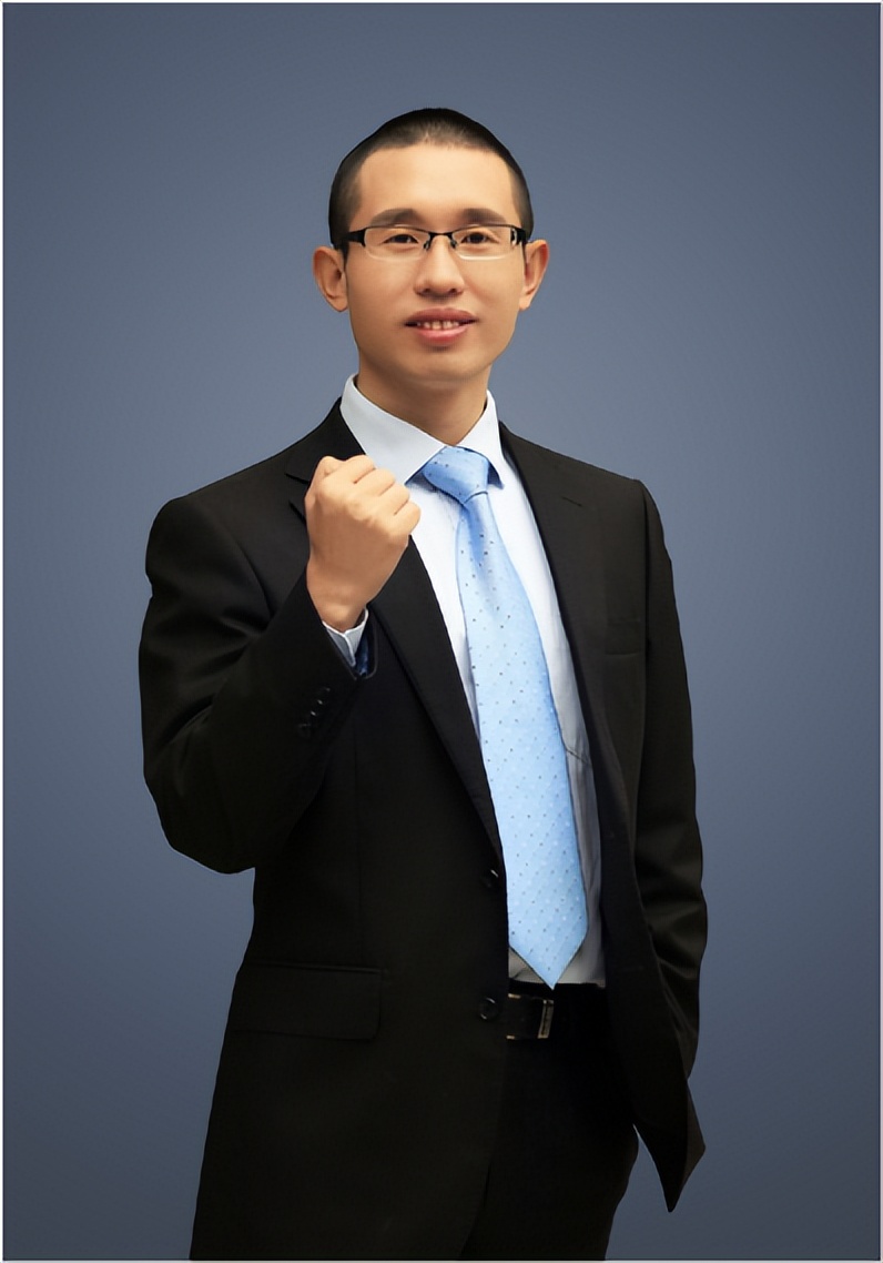 从山村穷小子到百亿家产的继承人,22岁小伙白手起家创立自己的公司