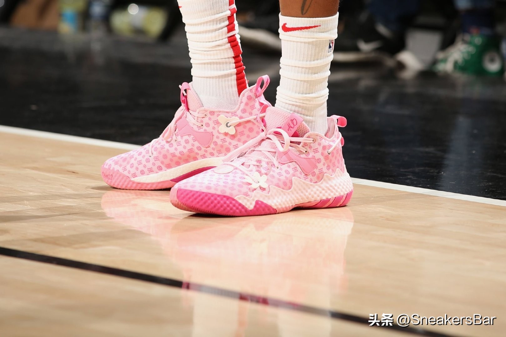 nba球星上脚的国产球鞋,nba球星球鞋每日上脚adidas