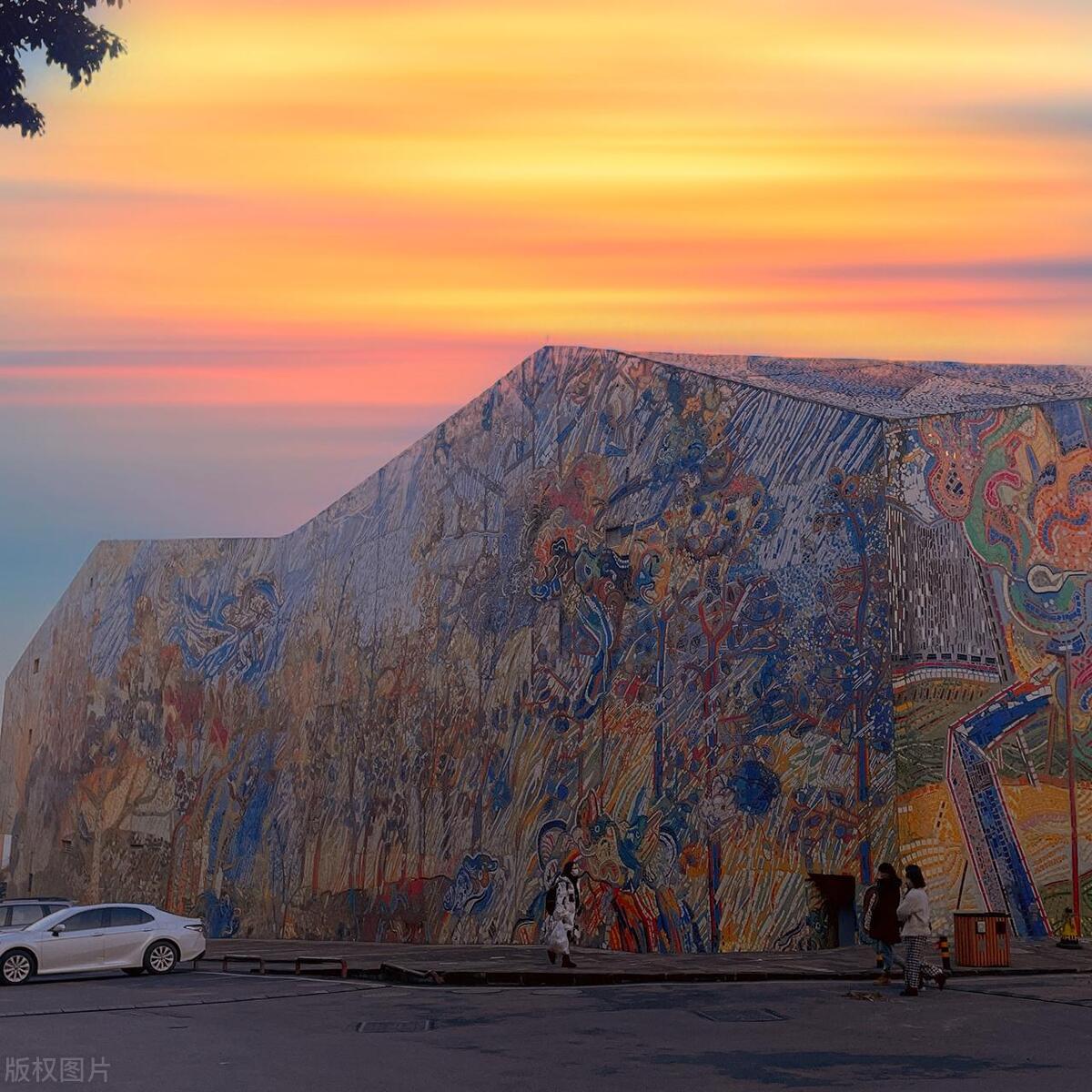 中国最值得旅游的8座城市,中国最值得去的100个城市