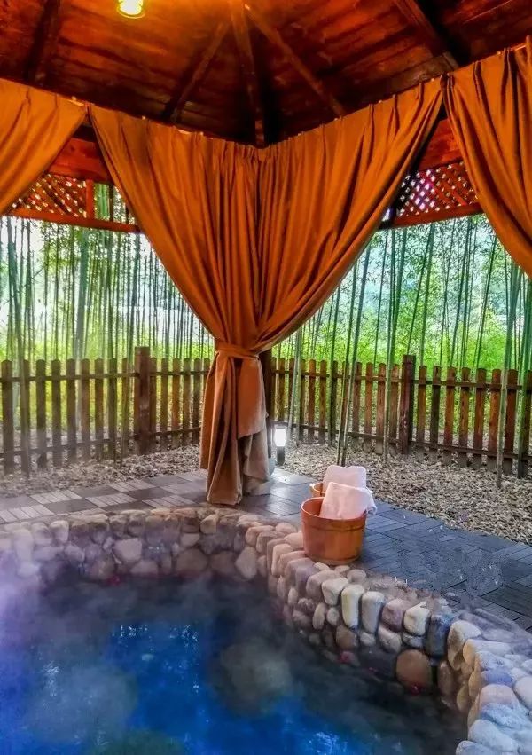 莫干山3家不容错过网红民宿，泡暖心温泉私享冬日雪景丨南方民宿