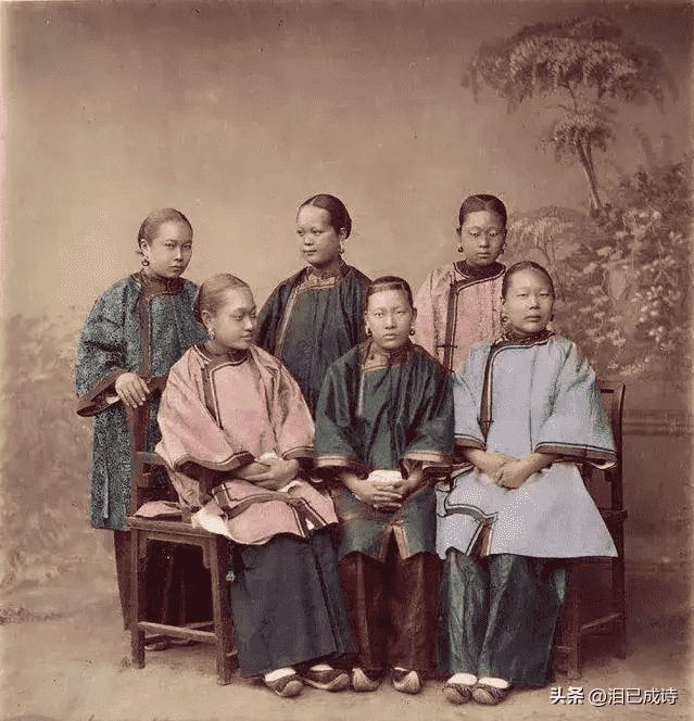 30张日本大*杀屠**罪行照片，日军闯入民宅祸害妇女，这就是罪证2