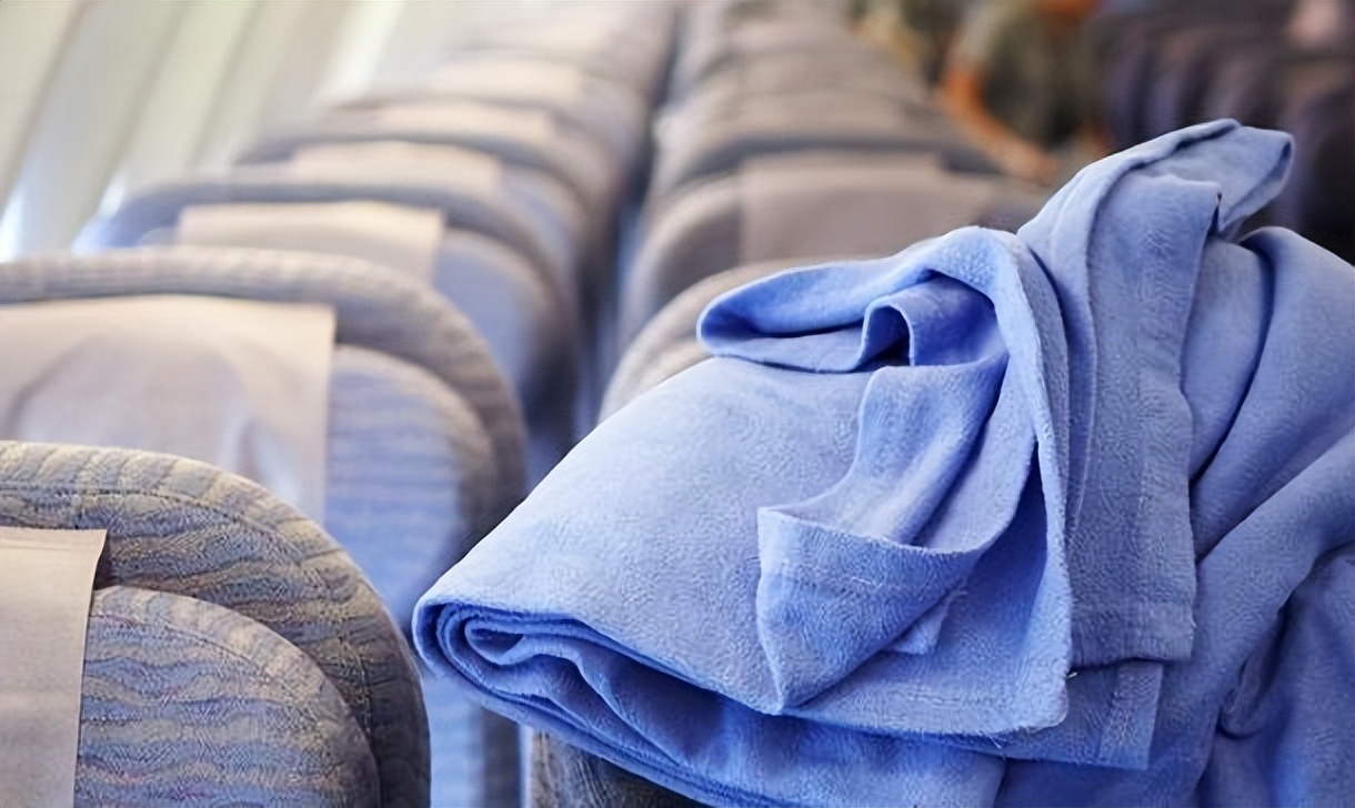 飞机上可以随便要什么东西,飞机上这五样东西是免费的