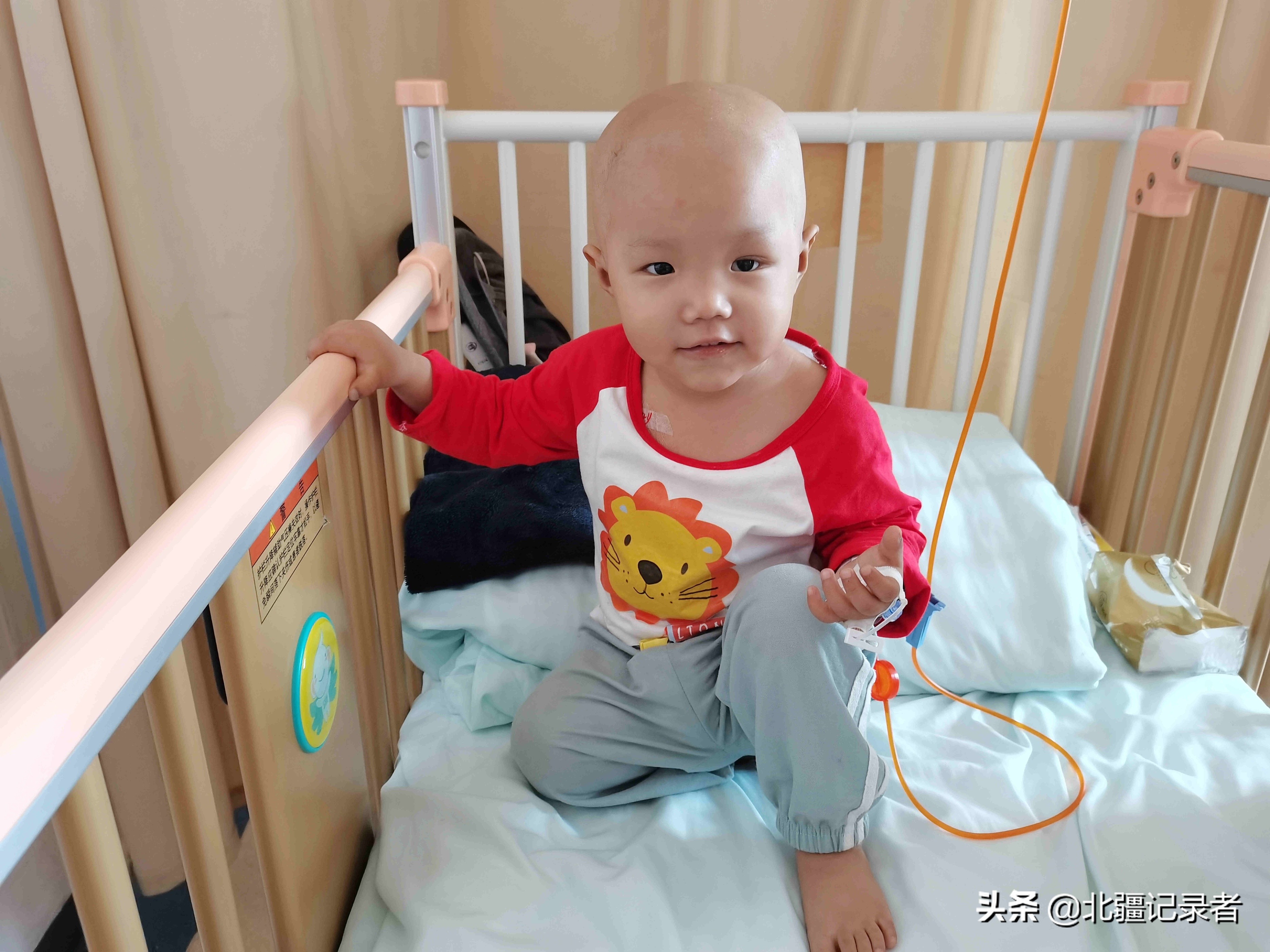 呆萌可爱的小女婴,一岁女婴可爱