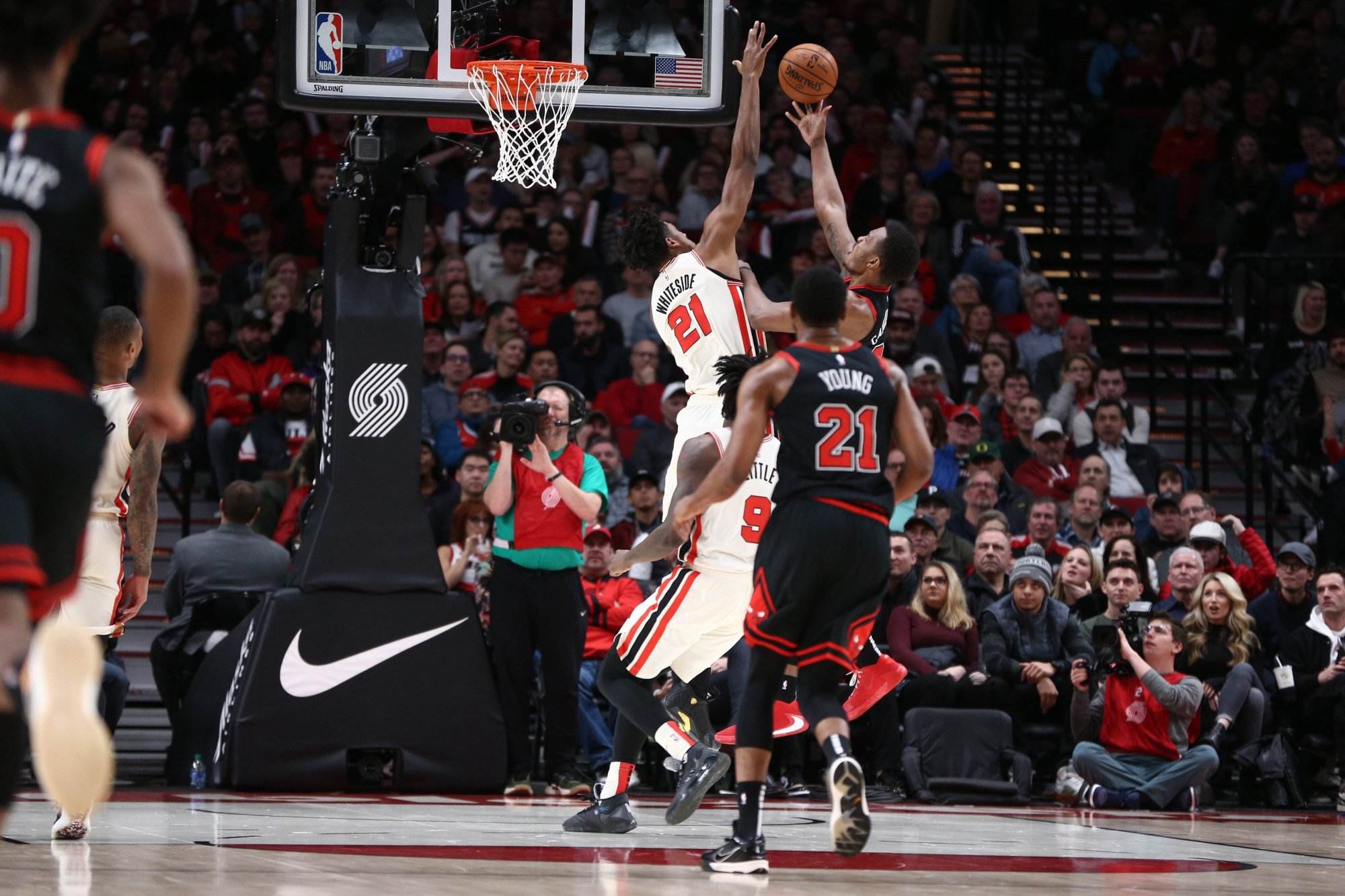 巅峰2年，流浪2年，底薪2年，明明是NBA顶级中锋，为何不受待见？