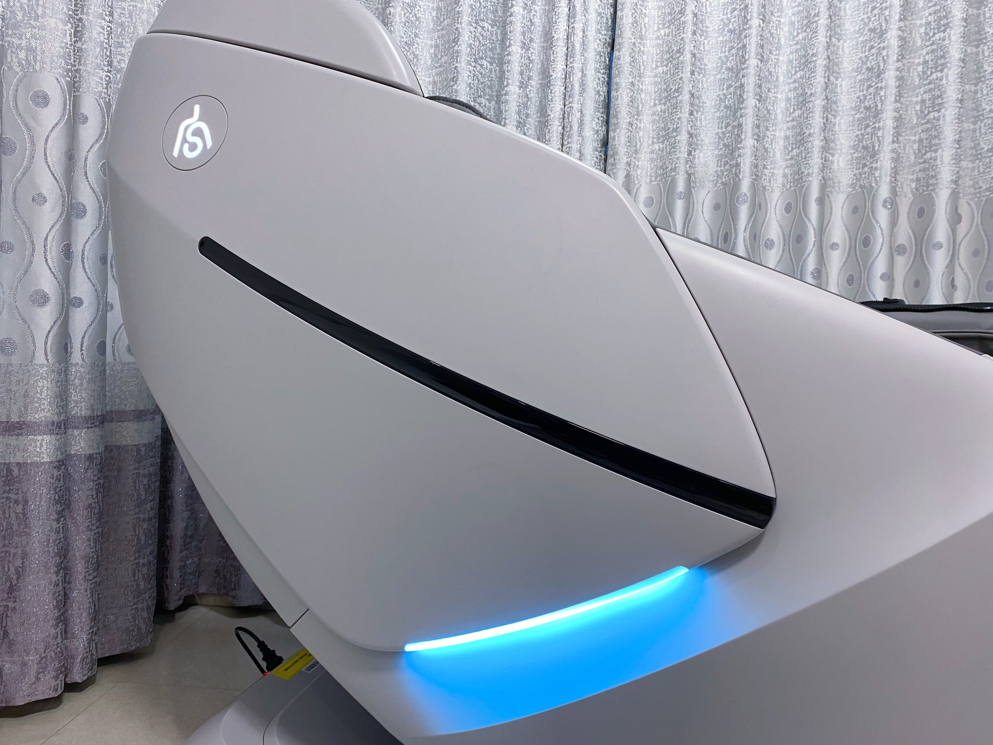 按摩椅哪种按摩方式比较舒服,专业按摩师按摩椅