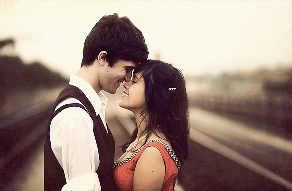 七夕北京登记结婚1389对上海仅503对，七夕变成“催婚节”