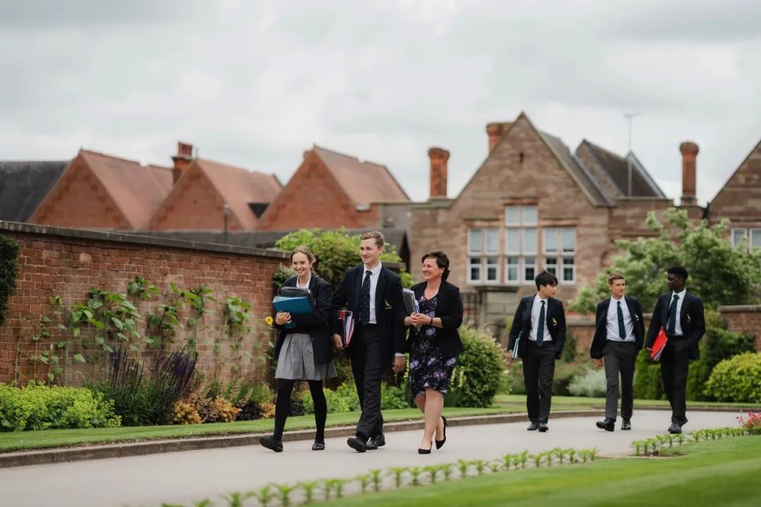ReptonSchool莱普顿学校｜学术与运动并驾齐驱，以双优育“全人”