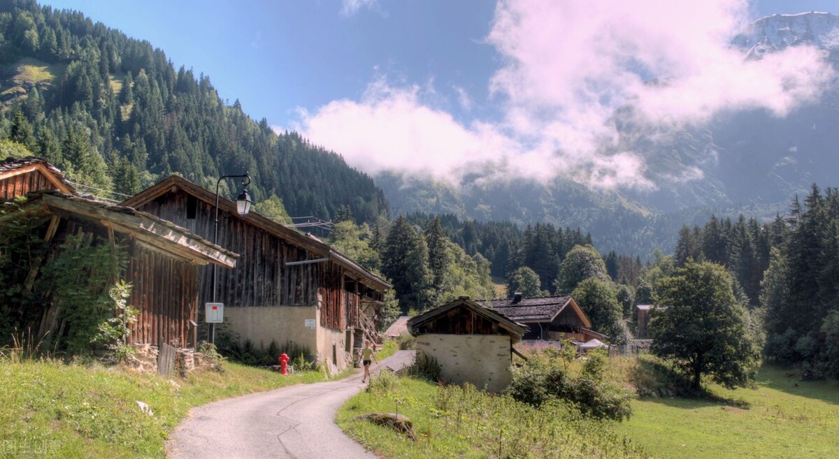 邻里矛盾遇到无赖怎么办,农村邻里关系很差怎么处理